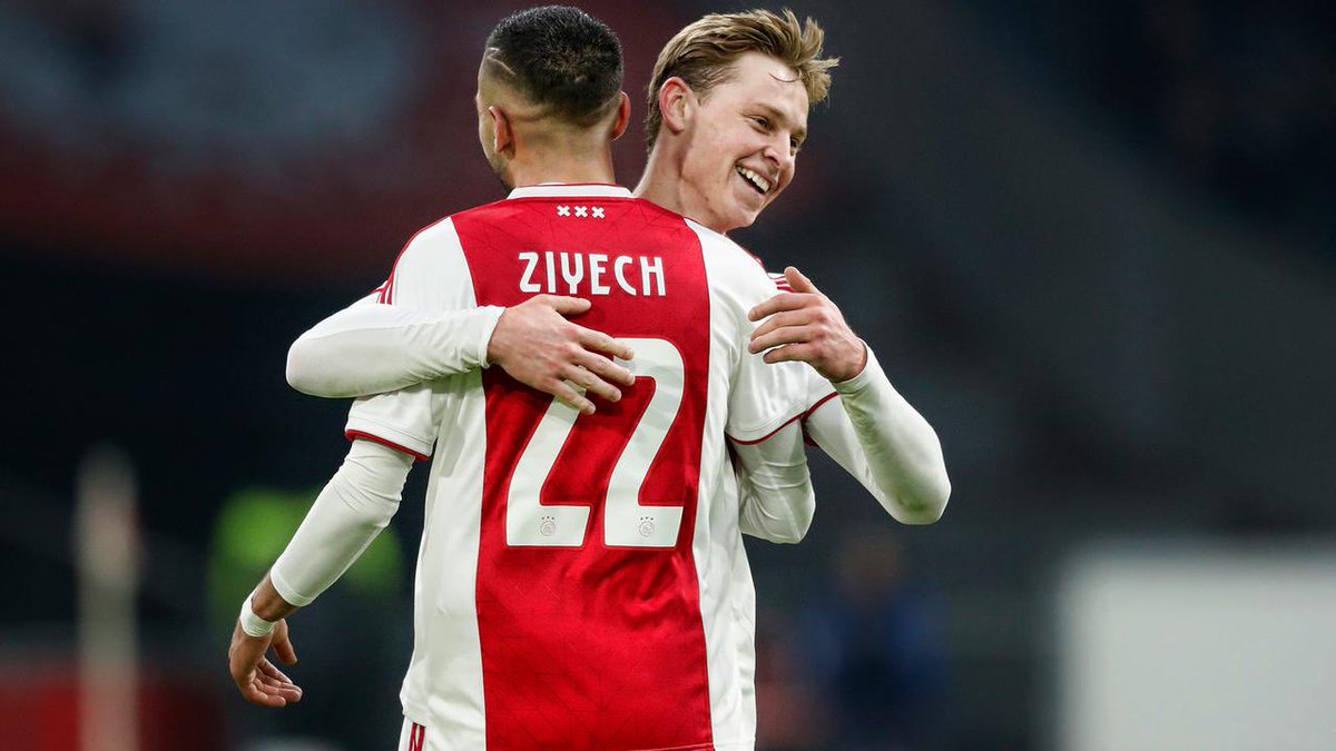 (9) His most successful season came in 18/19, playing 84% of his games as a #10 according to transfermarkt.This was with the likes of Hakim Ziyech on his right acting as a wide creator, as well as Frenkie De Jong creating behind himHe got 30 G/A in 57 appearances that season