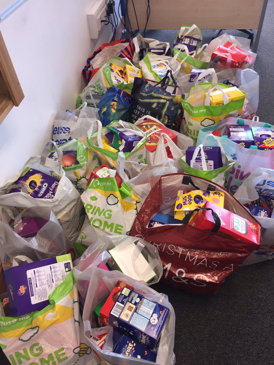 social_ghs's tweet photo. Massive thank you to everyone in the @Greenfaulds_HS community! Around 200 eggs to donate to Kilsyth Community food bank and @hp_scotland https://t.co/DcqkHbbg5g
