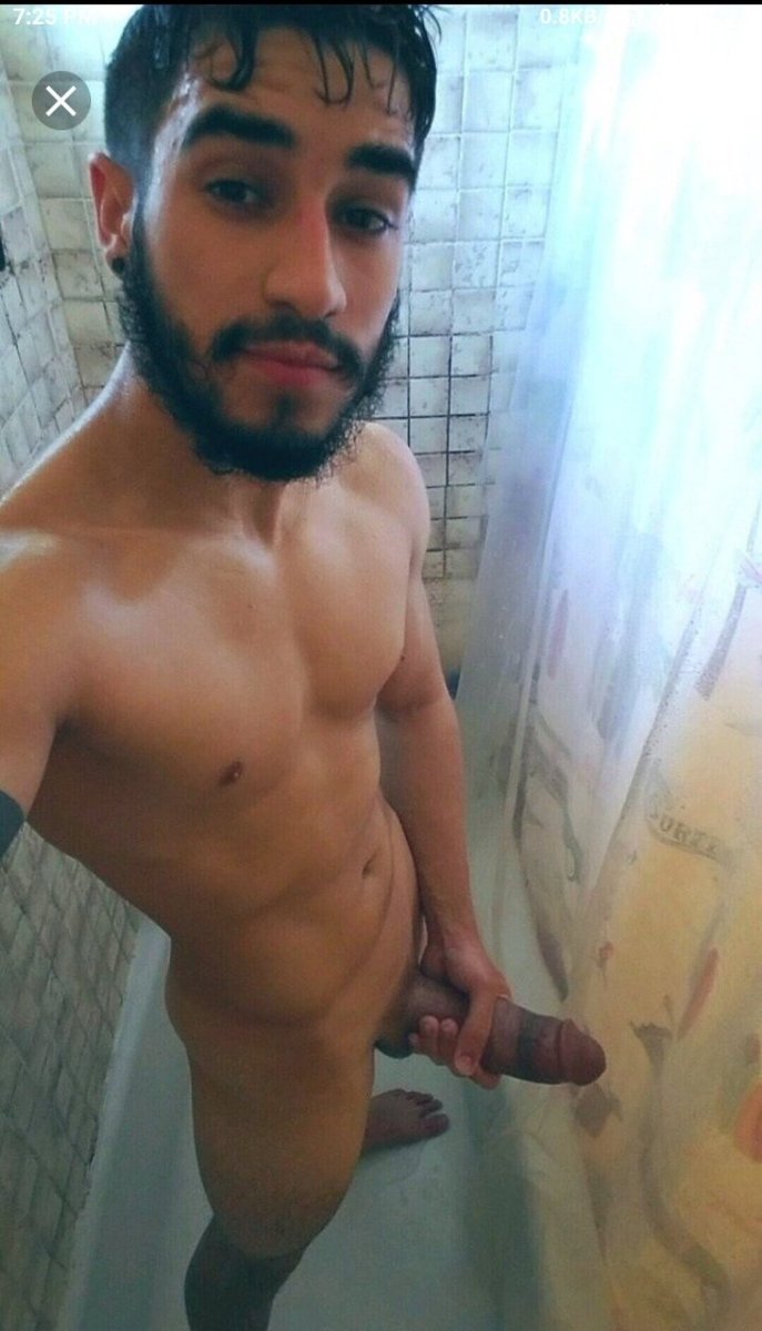 k_tathe's tweet photo. Marathi boy after bathing and in bathroom.. https://t.co/Y1VqFrcv70