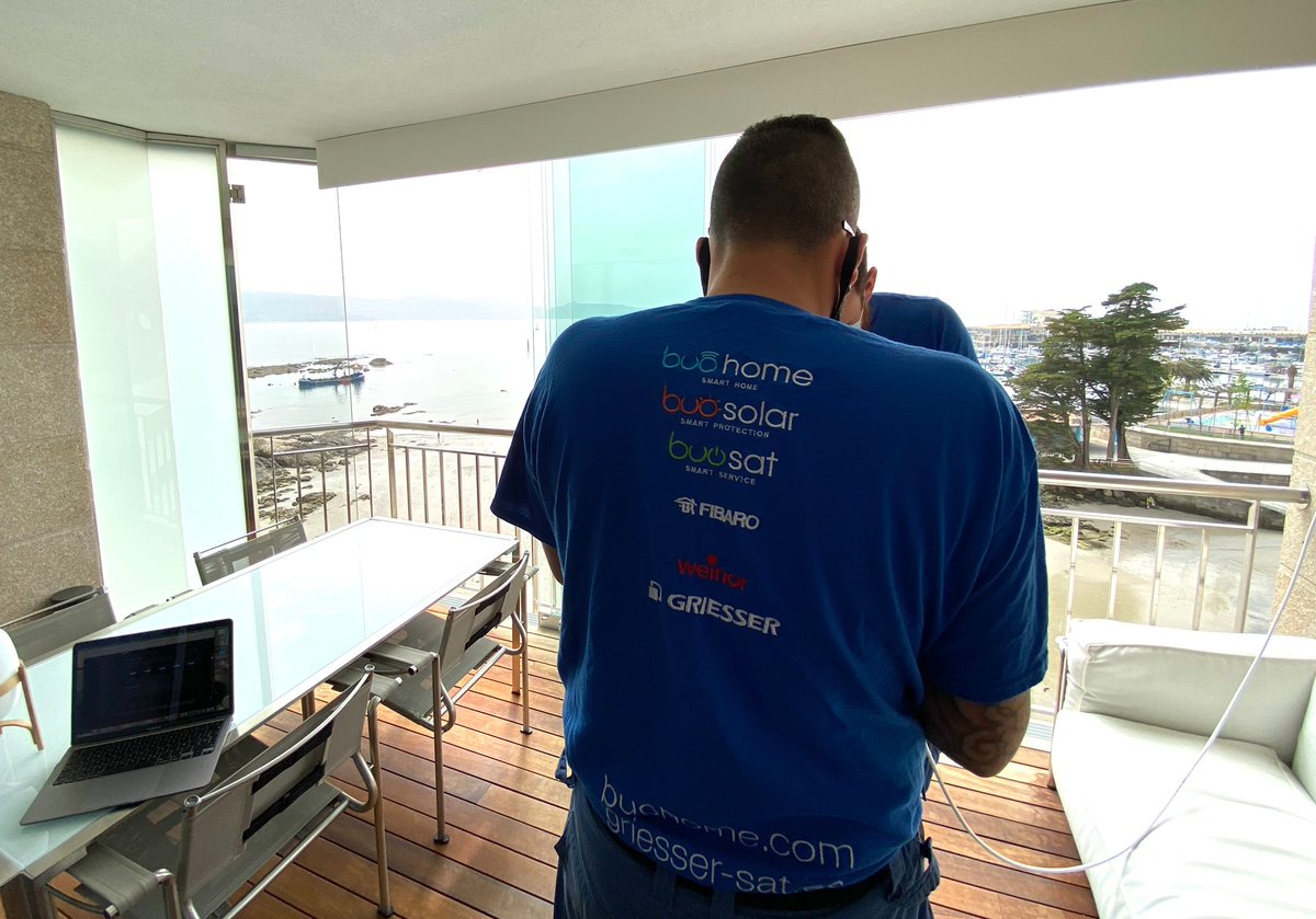 GriesserIB's tweet photo. Montaje de #Aluflex80®️ en #Galicia con #Buohome , #PAEE y #VentanasDirect. #Vivienda #passivhaus en #Sanxenxo de Antonio Fernández.
#Griesser #InspiredByTheSun #ControlSolar #ProtecciónSolar #indalsu #Sinergias @Buodomotica https://t.co/HyYCggx52k