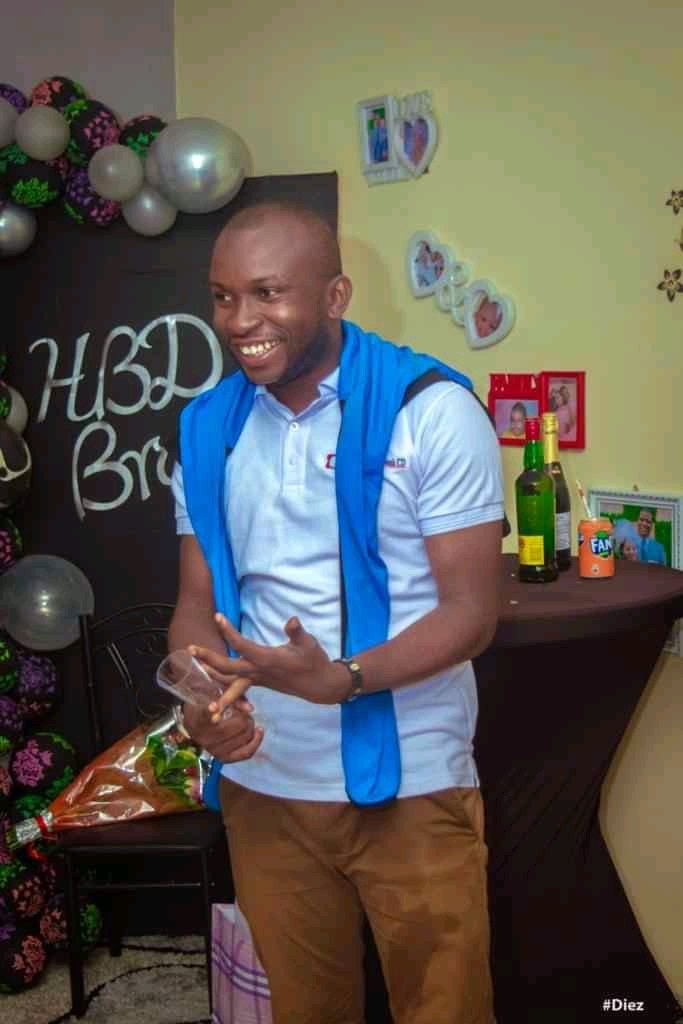 Nadege Nk Jeanne D Arc Joyeux Anniversaire Jpinganay T Co Xwmahxtbo6 Twitter