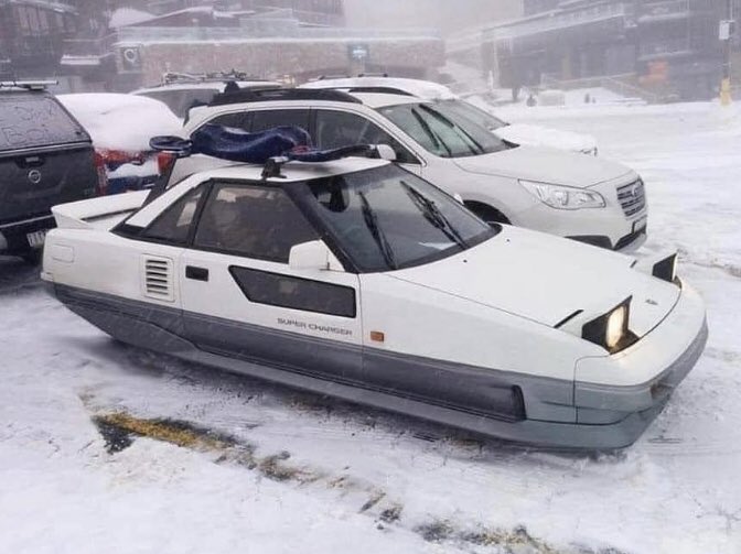 Loving this MR2 conversation in Finland. Mk1 MR2 body on a snowmobile. Looks like great fun. Just shows what you can do with some time and effort. 
#AW11 #MR2 @Toyota @ToyotaNRG @LibertyToyota @ToyotaPR @ToyotaUK