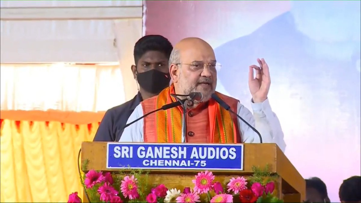 BJP4TamilNadu's tweet photo. திருக்கோவிலூரில் தேர்தல் பிரச்சாரத்தில் திருக்கோவிலூர் சட்டமன்ற தொகுதி வேட்பாளர் திரு.VAT.கலிவரதன் அவர்கள் உள்ளிட்ட தேசிய ஜனநாயக கூட்டணி கட்சிகளின் வேட்பாளர்களை ஆதரித்து மத்திய உள்துறை அமைச்சர் திரு.@AmitShah அவர்கள் உரையாற்றினார்.

@JPNadda @blsanthosh @Murugan_TNBJP @CTRavi_BJP https://t.co/agNa2I23C5