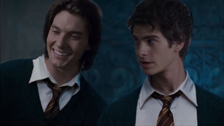 moon_weasley's tweet photo. Parallels https://t.co/3qufeesPpj
