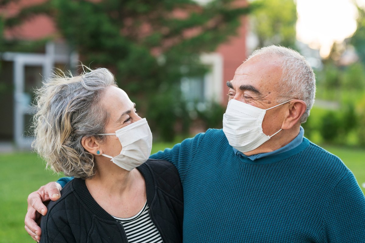 DateMyAge's tweet photo. This day no time to joke! Stay safe, wear mask and be loved 🥰 

#DateMyAge #DMA #COVID #pandemic #Love #FoolDay https://t.co/pbhGrwD5Ci