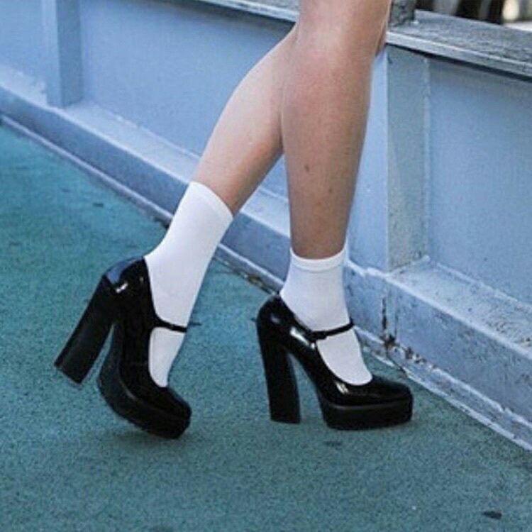 onIyest's tweet photo. and when I’ll be able to buy these type of shoes then what https://t.co/alWSAN0MLJ