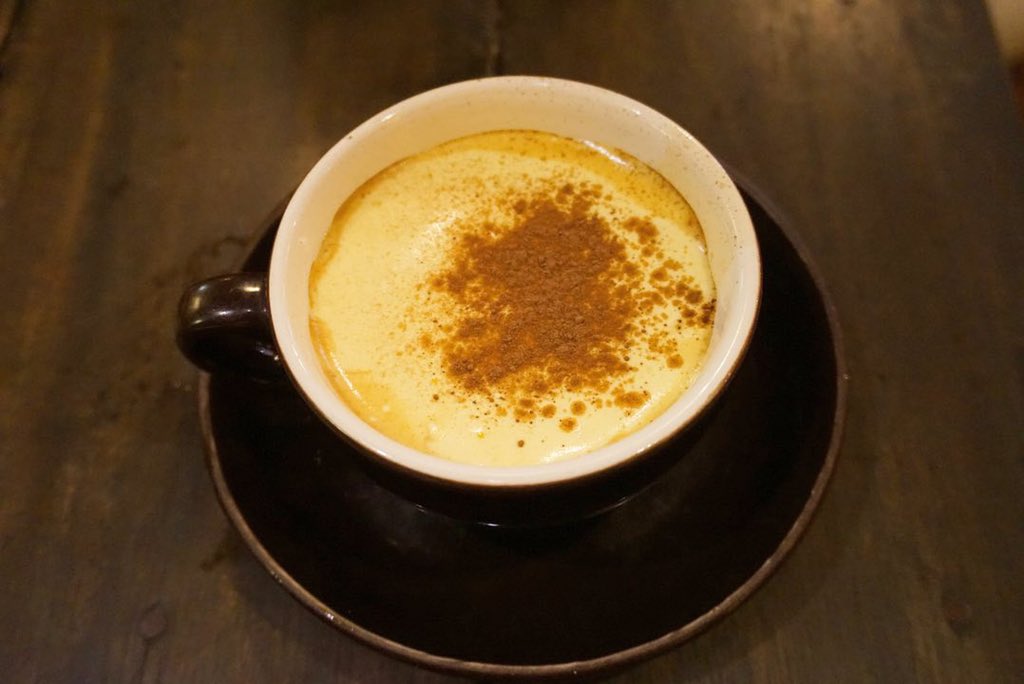gilug68's tweet photo. The infamous Vietnamese egg coffee (ca phe trung). A Vietnamese drink traditionally prepared with egg yolks, sugar, condensed milk and robusta coffee. #yummy #coffeelover #galanggibo #vietnam #caffeine #egg #drink https://t.co/yHjqtdQIXB