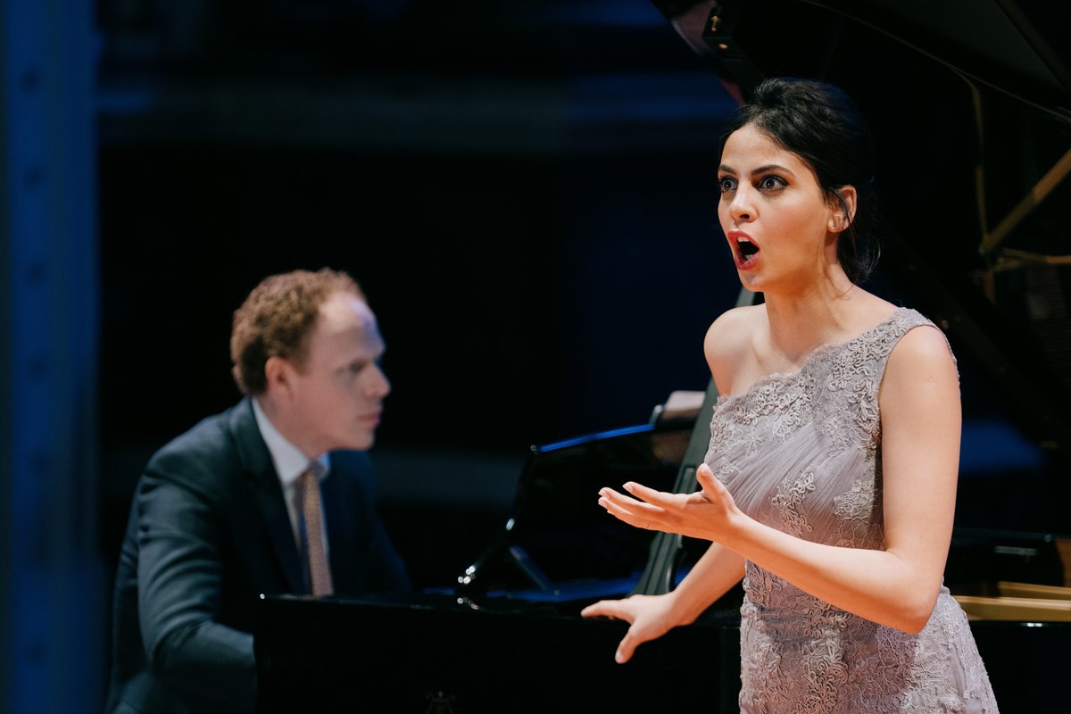 Leeds_Song's tweet photo. Some gorgeous shots from our concert @LeedsTownHall last Friday ✨ Watch on demand until 12 April 🎟️ https://t.co/Y4R3J50FTg

@FatmaSaid @jpianomiddleton @annalapwood and @EQYoungArtists Bernadette Johns + @AlexSPiano 

📸 Tom Arber https://t.co/2nUCjy245R