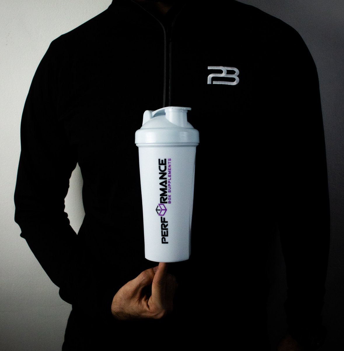 BoxSupplements's tweet image. Have you seen our merch? Our training tops will be on sale in June! 

Shakers?! They'll be included in the first box ;)

#merchandise #shakerbottle #performance #supplements