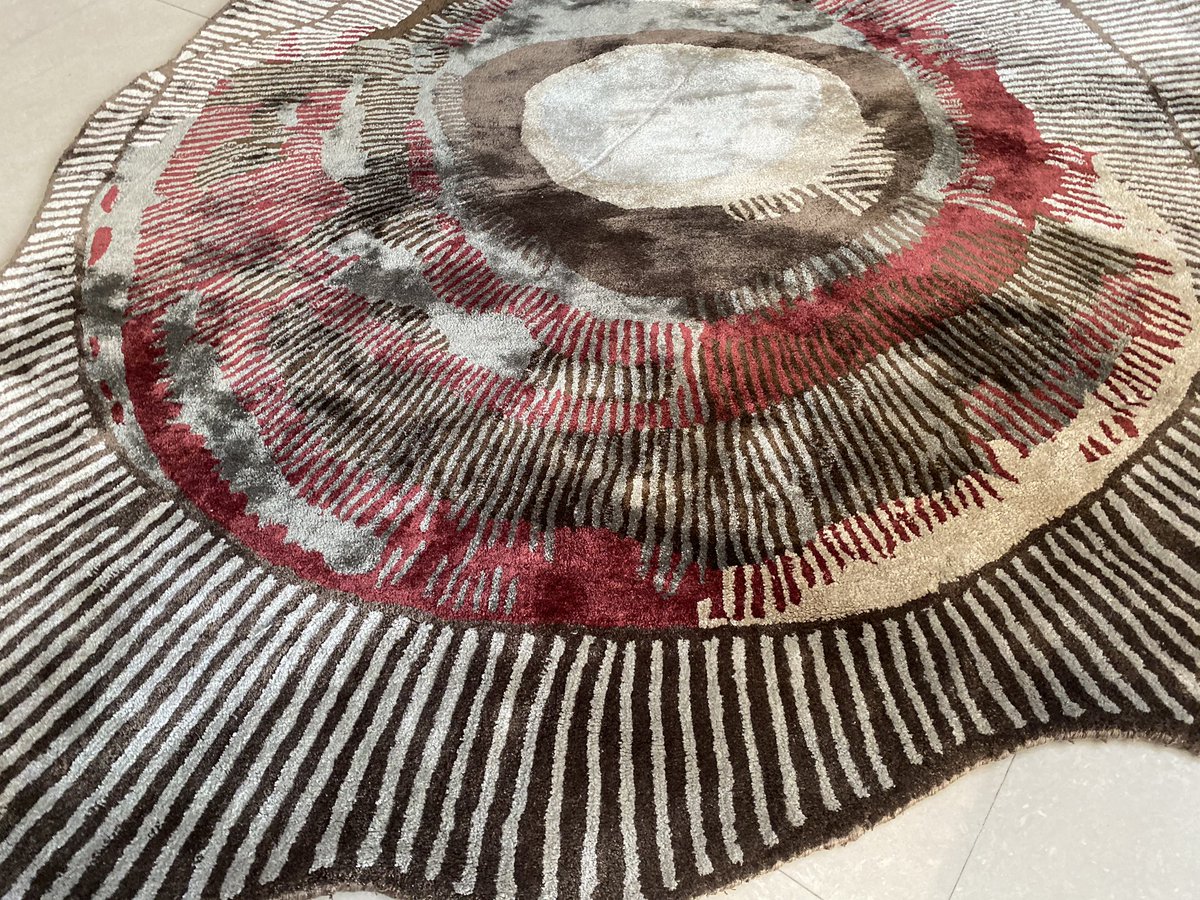 therugcouture's tweet photo. ALL SET FOR NEW FINANCIAL YEAR ...
#thegoodroom #addingtexture #newrug #neutraldecor #roadsidetable #mixingoldandnew #newrug #lovethem #twoofthree #theymakemyday #RUG #homedecor #brightgreen #grass #cutebaby #ollivander #newrug #littlebrother #rugrat #newrug https://t.co/syqiMsT97G