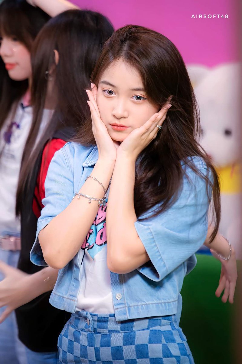 Airsoft_48's tweet photo. ขอให้เป็นสิ้นเดือนที่ดีนะ ~ 💙💜✌☺

#HoopBNK48 #BNK48  #Airsoft48 

สามารถติดตามน้องได้ที่
FB : Hoop BNK48 
IG :https://t.co/Bo49Q1rBPC https://t.co/YNBJrSgrs3