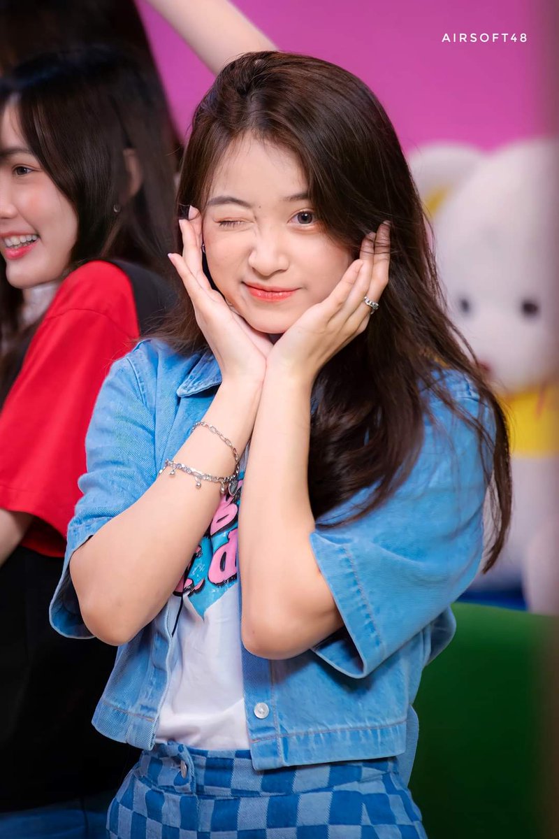 Airsoft_48's tweet photo. ขอให้เป็นสิ้นเดือนที่ดีนะ ~ 💙💜✌☺

#HoopBNK48 #BNK48  #Airsoft48 

สามารถติดตามน้องได้ที่
FB : Hoop BNK48 
IG :https://t.co/Bo49Q1rBPC https://t.co/YNBJrSgrs3