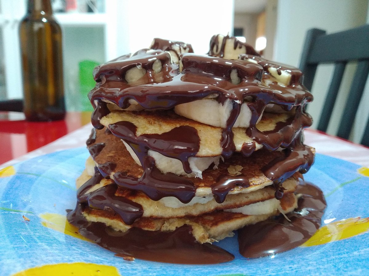 andrea83asm's tweet photo. @Mina77madrid @IngenieraMajara Jajajaja a tope con las tortitas!!! Os mando mi creación, todas tienen pintaza! Jajaja gracias amol, por tus recomendaciones 😍 https://t.co/14wPnLcuSv