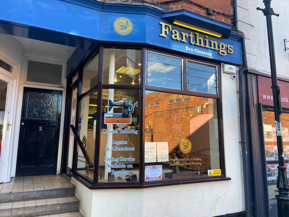 Farthings_DC's tweet photo. Happy April😊 We are happy to see a little normality coming back ☺️ 
🗓Our opening hours over the Easter weekend... 
🌸Thursday 1st: 08:30 - 16:00
🐣Friday 2nd: CLOSED 
🌸Saturday 3rd: 08:30 - 14:00 
🐣Sunday 4th: CLOSED 
🌸Monday 5th: CLOSED 
🐣Tuesday 6th: 08:30 - 16:00 https://t.co/9LoYP6h7QO