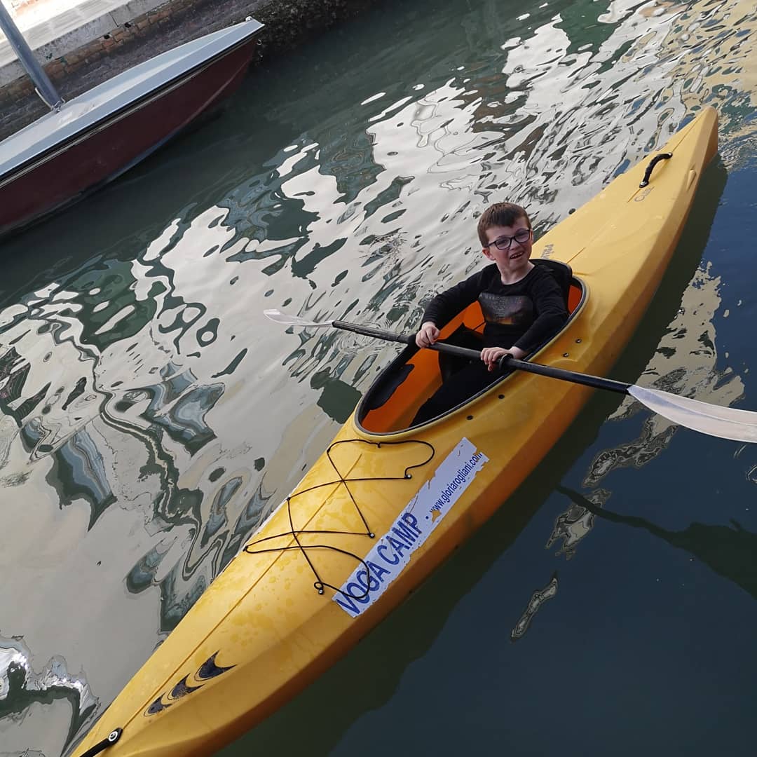 Corsi di #Kayak per bambini e adulti 💪 Info ⤵️
📱 3894504637
✉ asdgloriarogliani@gmail.com

#CavanaTintoretto #AsdGloriaRogliani #Venezia #Sport #Natura #Tradizioni #ScuolaVoga #Kayak