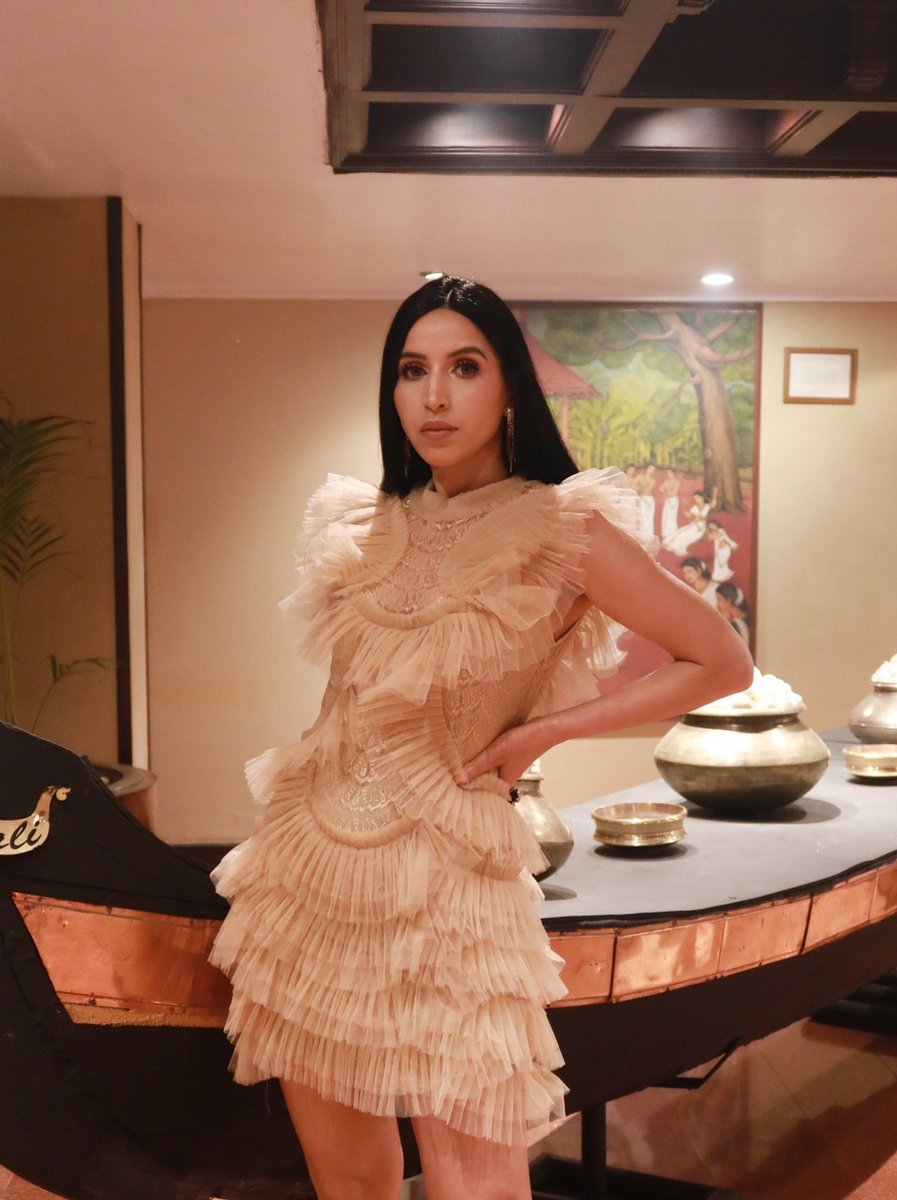 Happy Long weekend 💕
✨
#stylishbynature #SBNTravels #AirMaxDay #BritishSummerTime #Trending #design #koreanfashion #LoveStrayKids