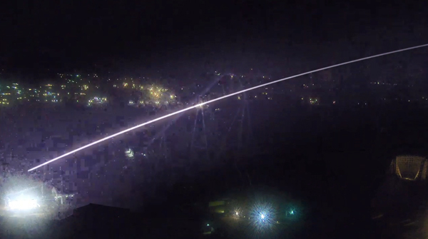 KingsIslandPR's tweet photo. BREAKING: Kings Island confirms meteors sighted overnight. The rare occurrence was captured by a camera on top of the Eiffel Tower. Full story and video on the Kings Island Blog. https://t.co/7wxH2R4cZr #KingsIsland https://t.co/xwYLpORgvK