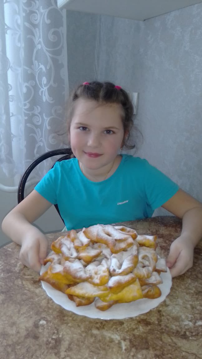 В рамках мероприятий по организации малых форм отдыха и досуга детей и молодежи в период весенних каникул 30 марта прошёл фотоконкурс на самое оригинальное фото «Мои весенние каникулы»
