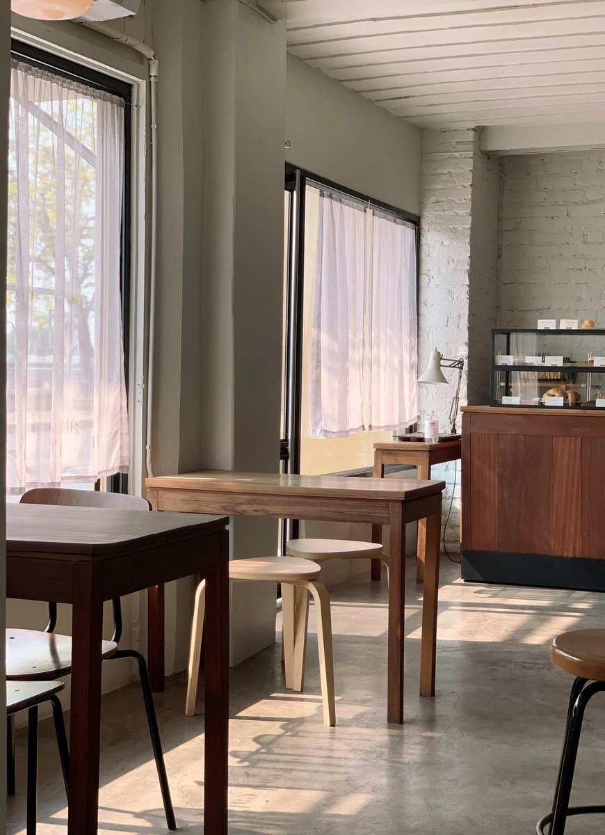 ja_journey's tweet photo. Khagee (ขจี) 🥤
01.04.2021📸

👉🏻มีโอกาสได้แวะมาแว้ววว ☺️ ร้านน่ารัก คือชอบชีสเค้กเด้อ อร่อย😋 มีมุมถ่ายรูปน่ารักๆ📸

#khagee #ขจี #cafehopping #cafecnx #jacafestory #reviewchiangmai #รีวิวเชียงใหม่ #ค่าเฟน่านั่ง #ร้านกาแฟน่านั่ง #ร้านกาแฟเชียงใหม่ #คาเฟ่เชียงใหม่ #เชียงใหม่ https://t.co/F5TEdorzzq