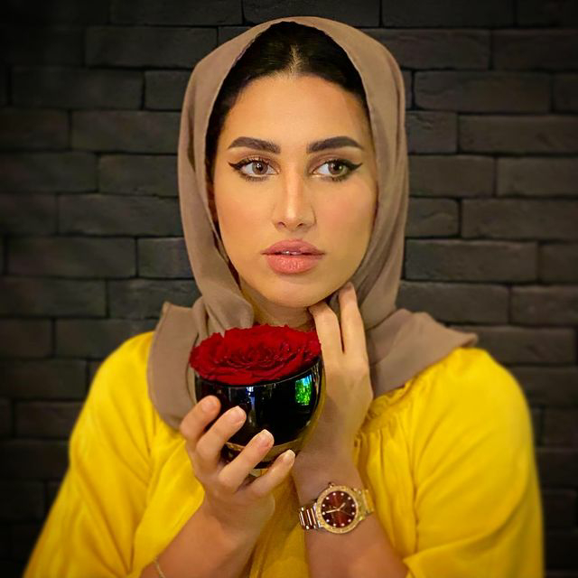 OnlyRoses tweet media