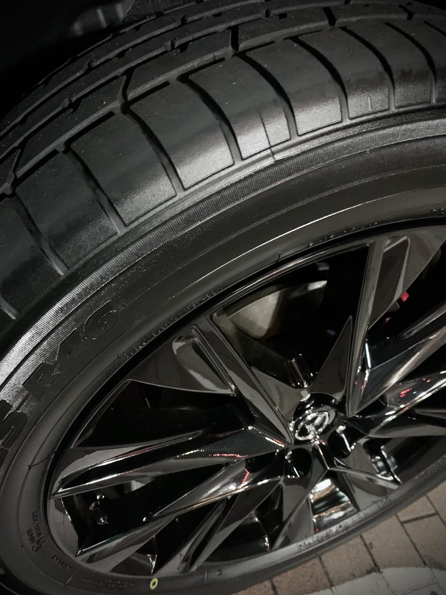 Sosiy Cx5 Bte Xd Awd ポリメタ 納車すぐにkeeperでダイヤモンドコーティングしてもらいました ホイールコーティングのついでなのか タイヤもなんかしら塗ってくれてました 足回り全部テカテカでいい感じ Cx5 ブラックトーンエディション Mazda Sosiy Cx5 Bte Xd Awd ポリメタ 納車すぐにkeeperでダイヤモンドコーティングしてもらいました ホイールコーティングのついでなのか タイヤもなんかしら塗ってくれてました 足回り全部テカテカでいい感じ Cx5 ブラックトーンエディション Mazda