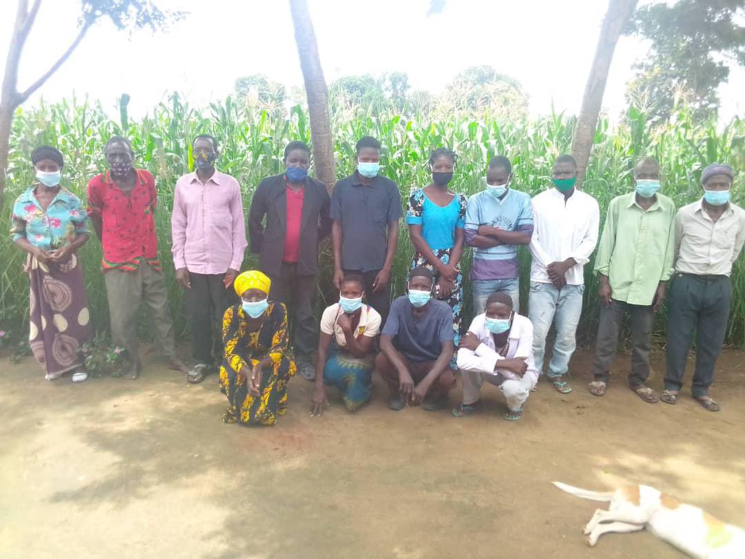 chazukaproject's tweet photo. We’re excited to announce that a new school committee has been elected at The Chazuka School!

People from 28 local villages attended the election and voted in 9 new members. Thanks to funding from KnownValuedLoved the committee have participated in school governance training. https://t.co/pRxw05wSco