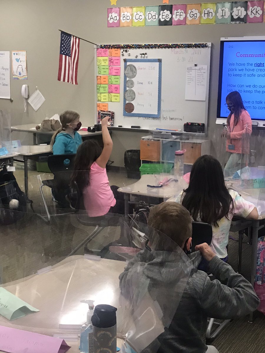 ᗷETᔕY KᑎIGᕼT tweet media