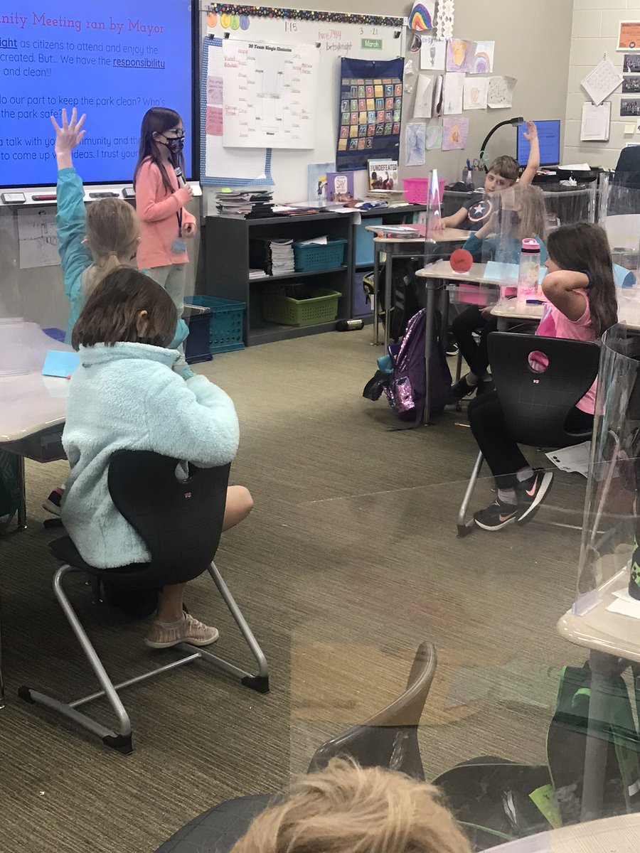 ᗷETᔕY KᑎIGᕼT tweet media