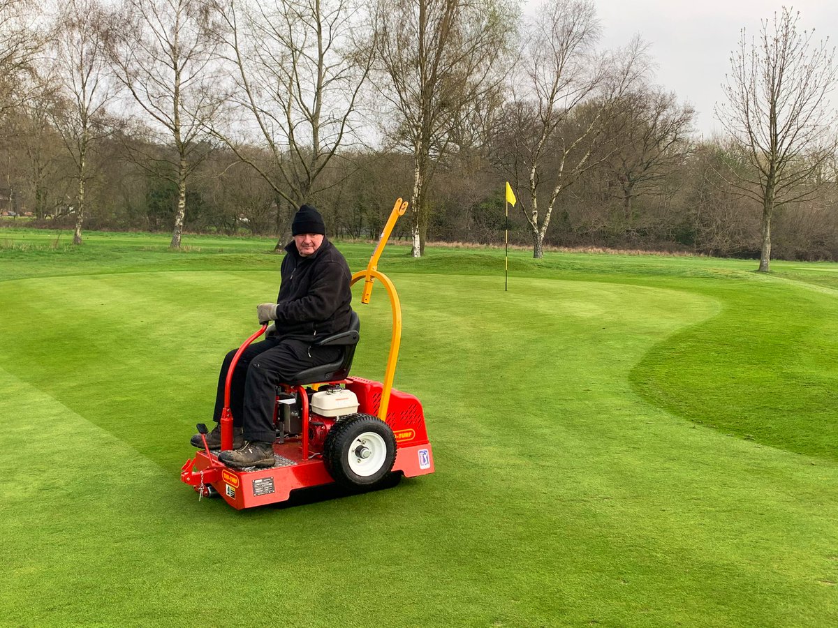 WellowGolfClub's tweet photo. Fantastic to take delivery of our new @Tru_Turf iron and Oxy-shot. Huge thanks to the Directors for their constant support. We even managed to get a photo of our Director and Club Captain inspecting the Iron! Thanks to Andy J and @HuntForestGroup for the great service ๐๐ป https://t.co/YaA4tnCUFc