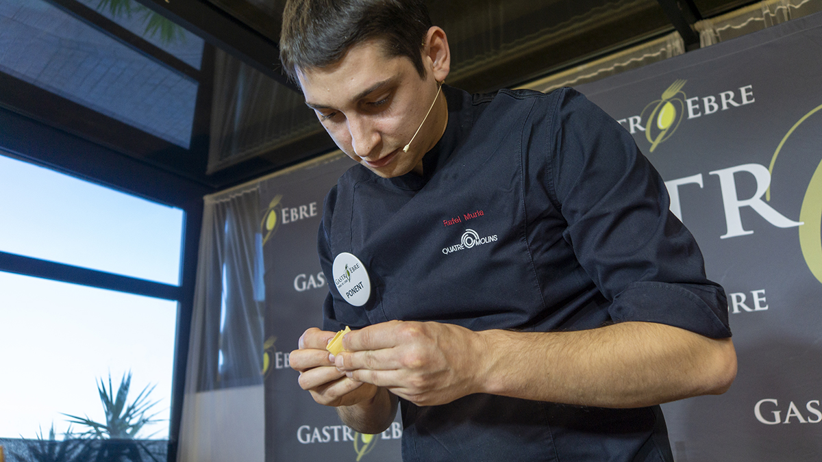 El primer dia de cada mes, a les 12:00h Quatre Molins obre puntualment les reserves per al mes següent.  

🔔🔔🔔 Ha arribat doncs l’hora!!! 🔔🔔🔔

👉3,2,1...US ANUNCIEM QUE HEM OBERT LES RESERVES PER AL MES DE MAIG! 👈

quatremolins.com/reserves