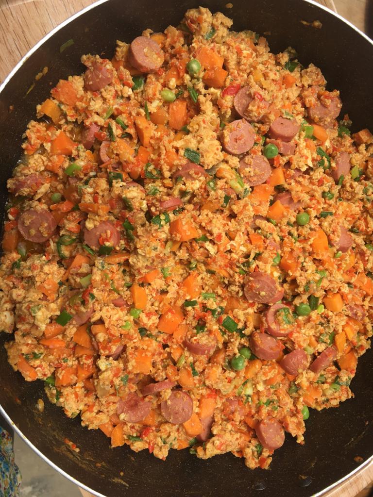 FeyikemiF's tweet photo. Happy new month foodies
A rich egg sauce to start the month is a banger😍 https://t.co/476tPH2SFP