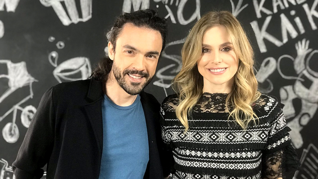 ertofficial_'s tweet photo. 🤱 H Ζωή Κρονάκη φιλοξενεί τους Δημήτρη Κουρούμπαλη  , @Mmarion9  και Κατερίνα Λάσπα και μιλάνε για την εμπειρία τους ως γονείς!
📍Το Σάββατο στις 17:00 στην #ΕΡΤ2  #MamadesERT  
#ΕΡΤ @ERTflixOfficial https://t.co/sGstXmMe7o