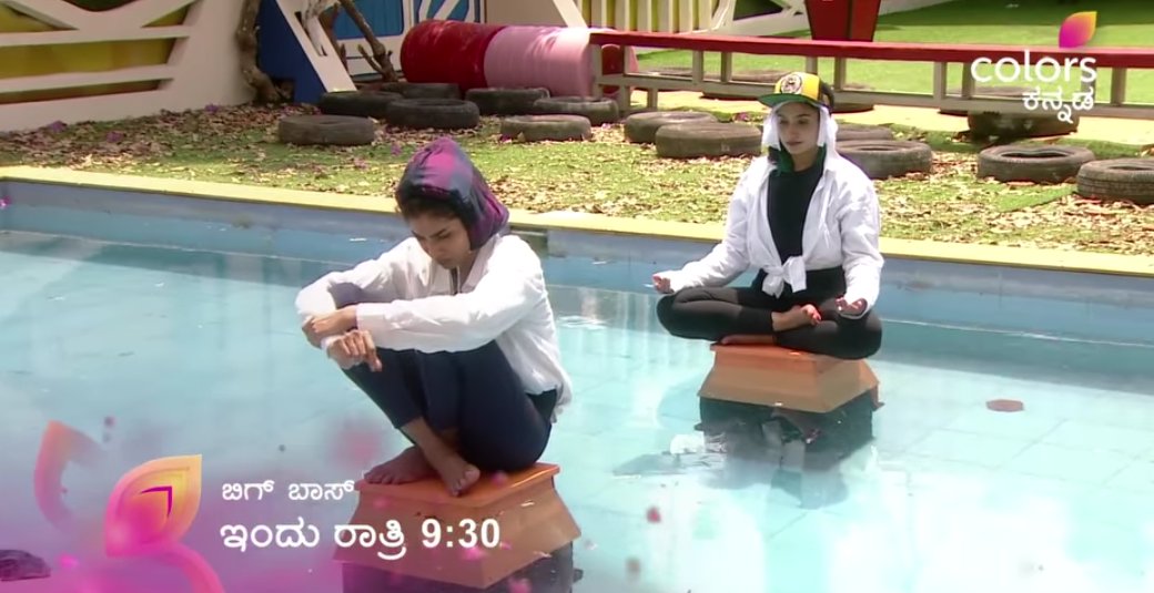 ThideerBBTP's tweet photo. They two were on that platform for more than 16 hours &amp; this is just the 4th week task,
But in tamil bigg boss making them hold a rope for just few hours in finale task using cringepenny bgm, calling them strong for clout is the reason tamil bb creative team sucks. 
#BBK8 https://t.co/bekqatoPx7