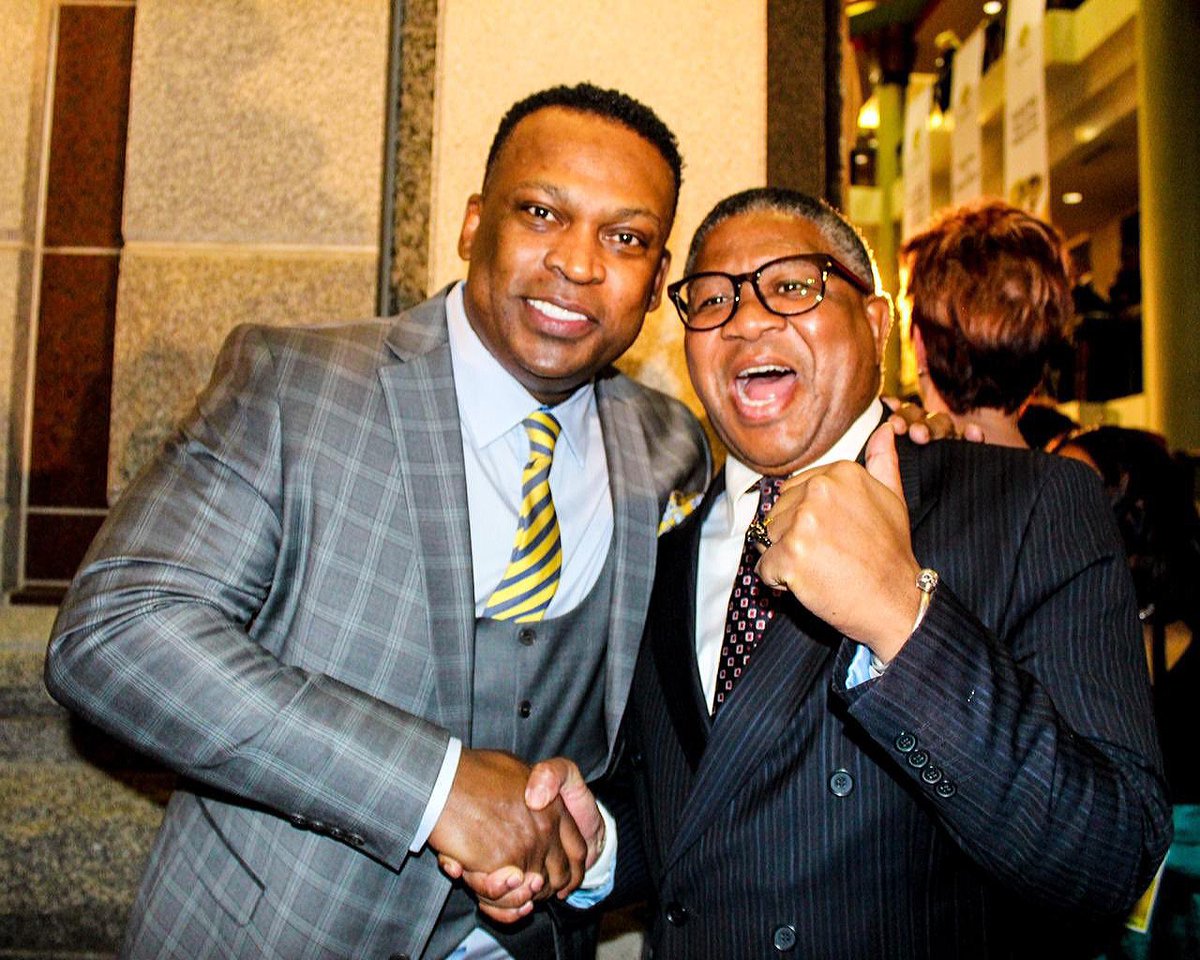 robertmarawa's tweet photo. To the Honourable Minister...... May your day be filled with Razzmatazz and be as happy as u were on this day Sir!! 
Happy Birthday @MbalulaFikile 🥂🍾🥂

Know that the days of a "bunch of losers" is OVER!!!

Regards  
The Coach 🥂 https://t.co/lBGrnTPNMF