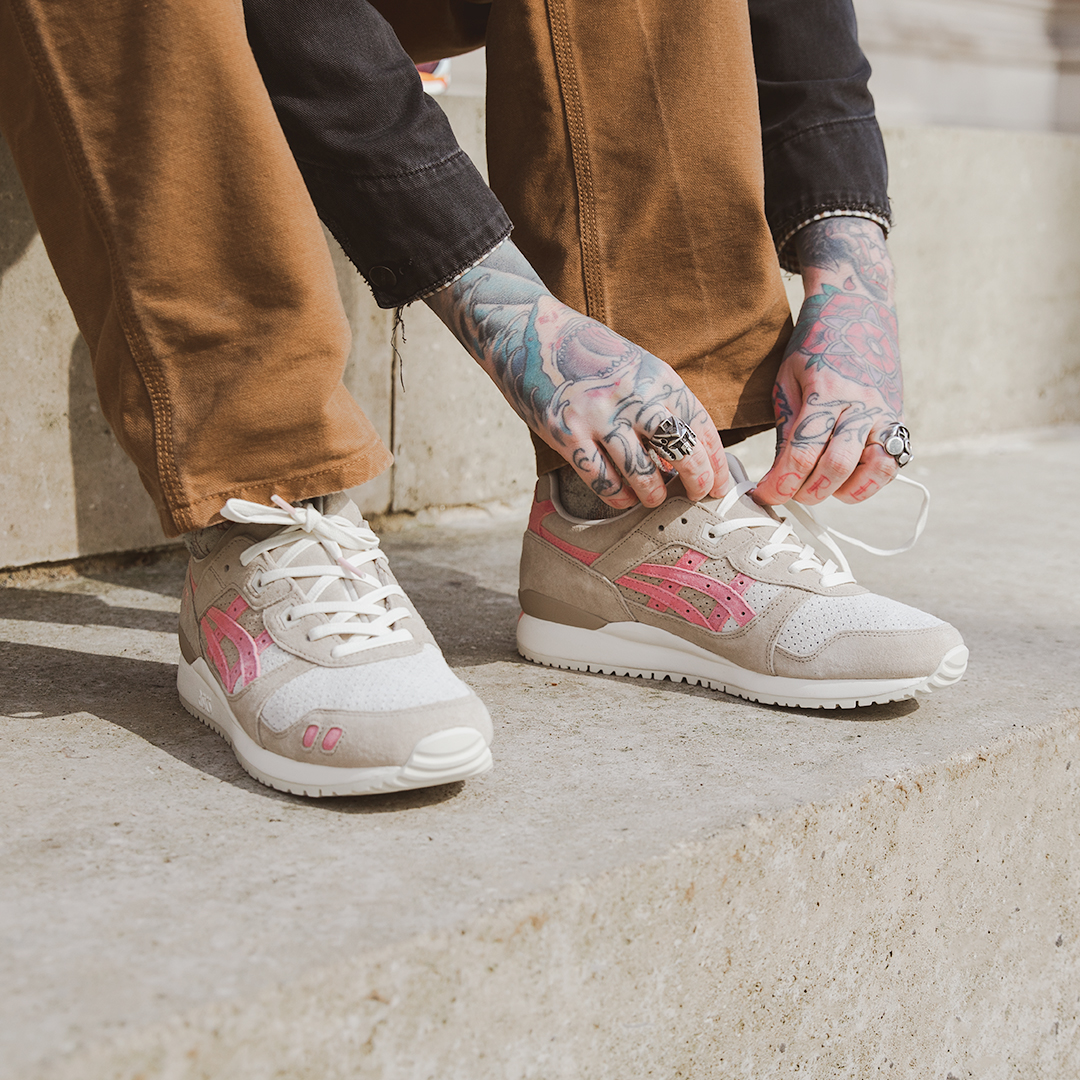 quantum 360 asics red