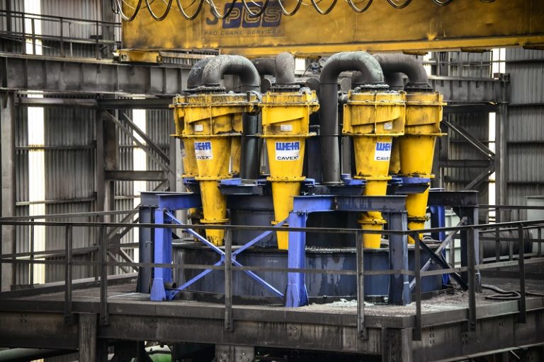 Mining_Online's tweet photo. #AfricanMiningDailyPost - New generation Cavex hydrocyclone boosts throughput and wear life
.
https://t.co/sJ7GfOx05n
.
#AfricanMining #MiningIndustry #WeirMinerals https://t.co/Tqr8G7ra96