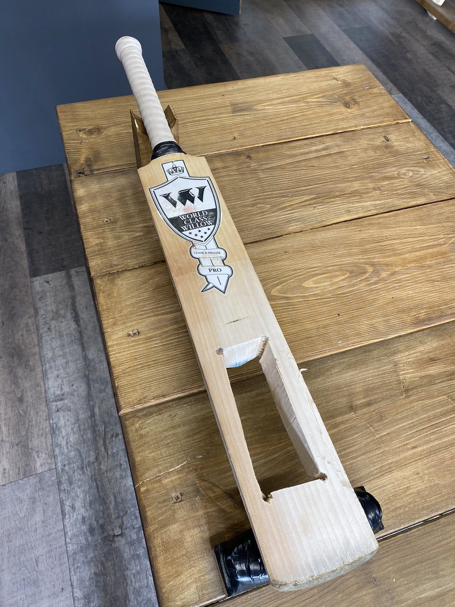 WorldClassWill1's tweet photo. Customer asked for a weight reduction - as he never used the middle we just removed it! https://t.co/sKmV3CR1Hw