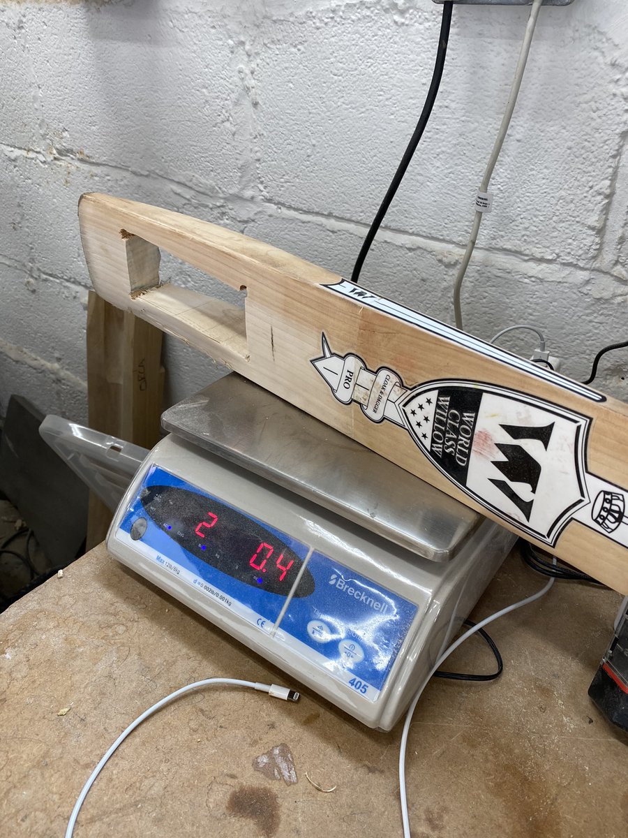 WorldClassWill1's tweet photo. Customer asked for a weight reduction - as he never used the middle we just removed it! https://t.co/sKmV3CR1Hw