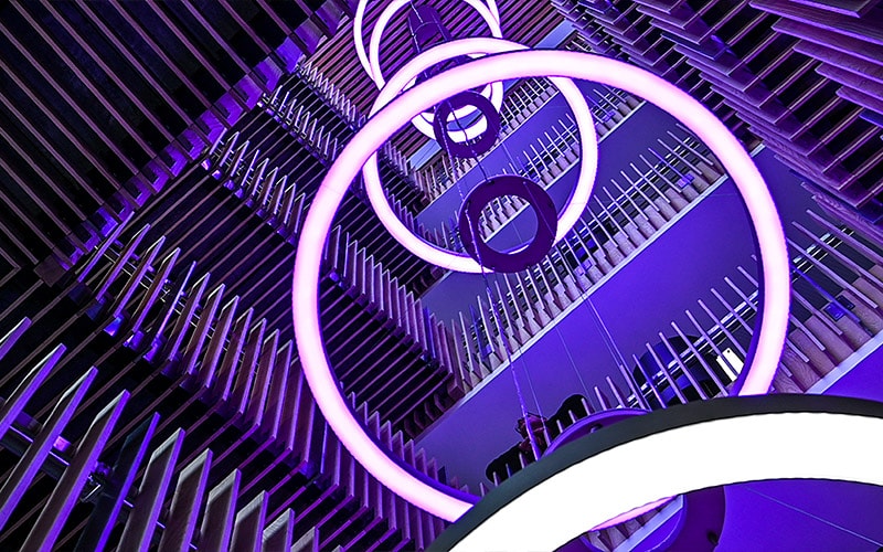 Nicolaudie's tweet image. Check out this amazing lighting installation by @kempslightingUK with our STICK-DE3

bit.ly/2PL2g1R

#lightingcontrol #lightingdesign #dmxcontrol #dmx #dynamiclighting #nicolaudie #architecturallighting