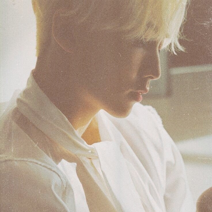 taepurplerose's tweet photo. jeonghan x reader au promt wherein;
  he is your long term boyfriend.He always support you especially to your sunset agenda.But what if one day, while you're watching sunset with him,he decided to leave you all alone,without him knowing that you're suffering from depression? https://t.co/Q8izeTD2R4