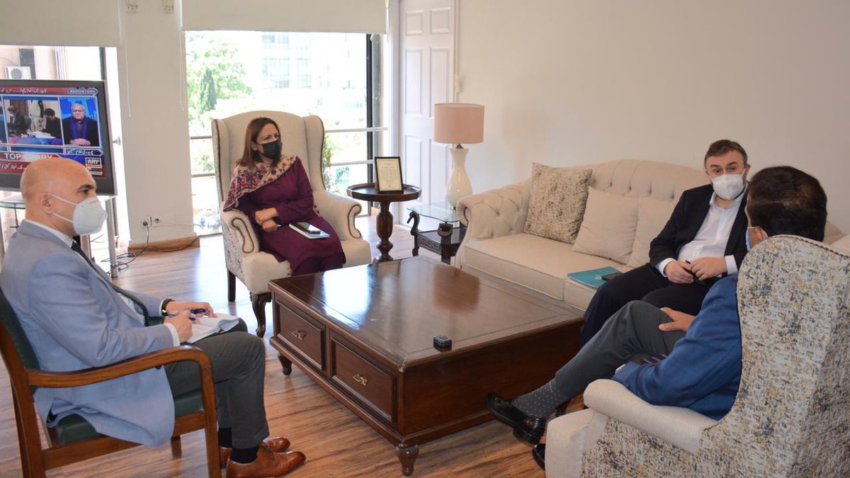 ClimateChangePK's tweet photo. ISLAMABAD [ March 31 ] Country Director of World Bank Mr. Najy Benhassine calls on SAPM on Climate Change, Malik Amin Aslam to discuss matters of bilateral cooperation related to environment, renewable energy and climate change https://t.co/gc7rbfZokj