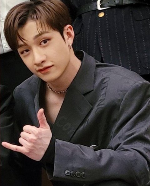 STRAY KINGS HAVE ARRIVED
#StrayKidsFirstConquer
#스키즈_왕좌의_승전가
<a href="/Stray_Kids/">Stray Kids</a>