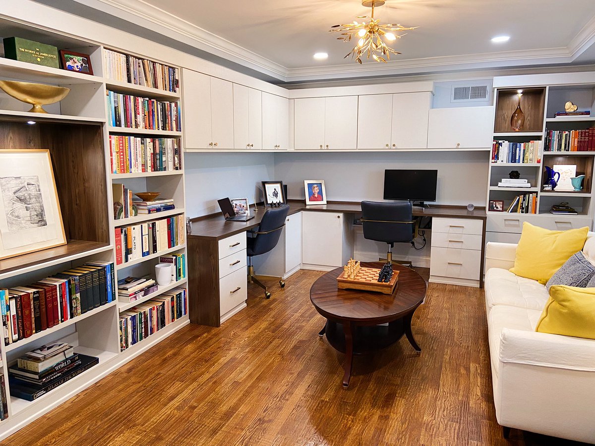 CalClosetsDFW's tweet image. This stylish home office features our Linen and Sorrento Finishes

Designed by Tanya Roberts

#homeoffice #homelibrary #homedecor