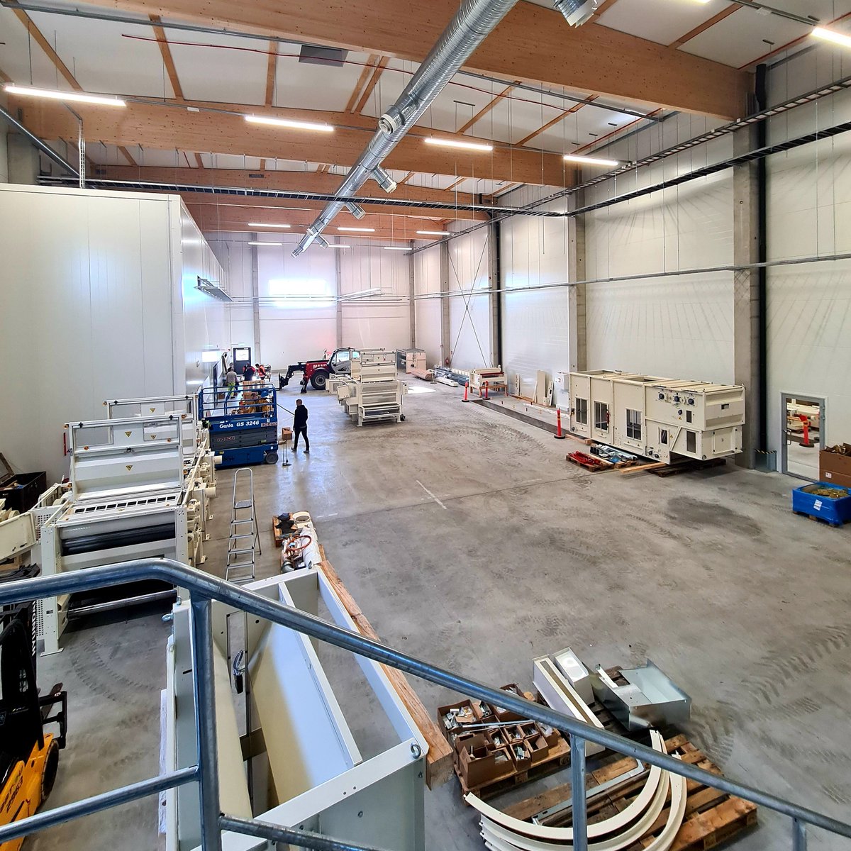 Piece by piece our factory is filling up with parts of the machinery. Exciting times! #recycling #textiles #circulareconomy #manufacturing