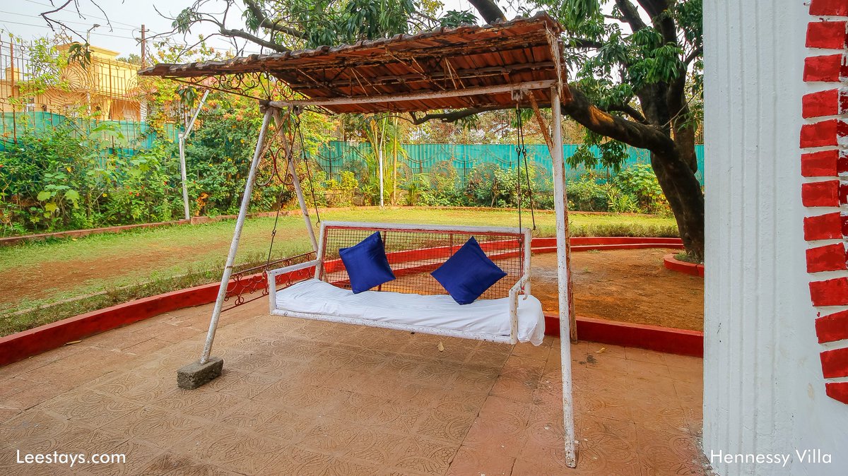Leestays1's tweet photo. Enjoy your weekends at Hennessy Villa, make yourself feel a second home by staying with us, we help you make memorable memories. Book now: https://t.co/rQkB0HK89R https://t.co/9dn6bTVJZF