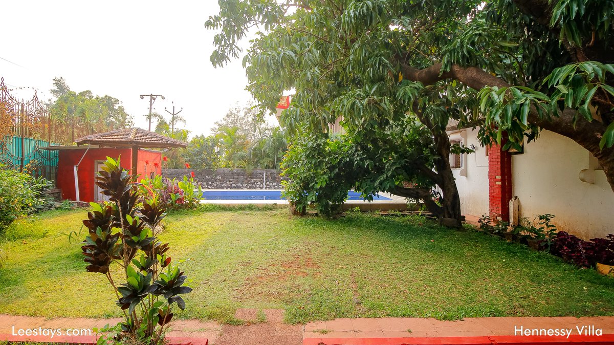 Leestays1's tweet photo. Enjoy your weekends at Hennessy Villa, make yourself feel a second home by staying with us, we help you make memorable memories. Book now: https://t.co/rQkB0HK89R https://t.co/9dn6bTVJZF