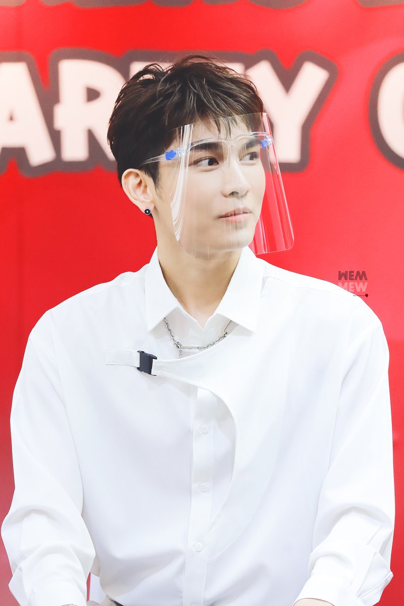 WEMMEW07's tweet photo. 210401     HD4P

#DNCharitypresscon  
#MewSuppsit 
@MSuppasit https://t.co/Kx7N2k17XV