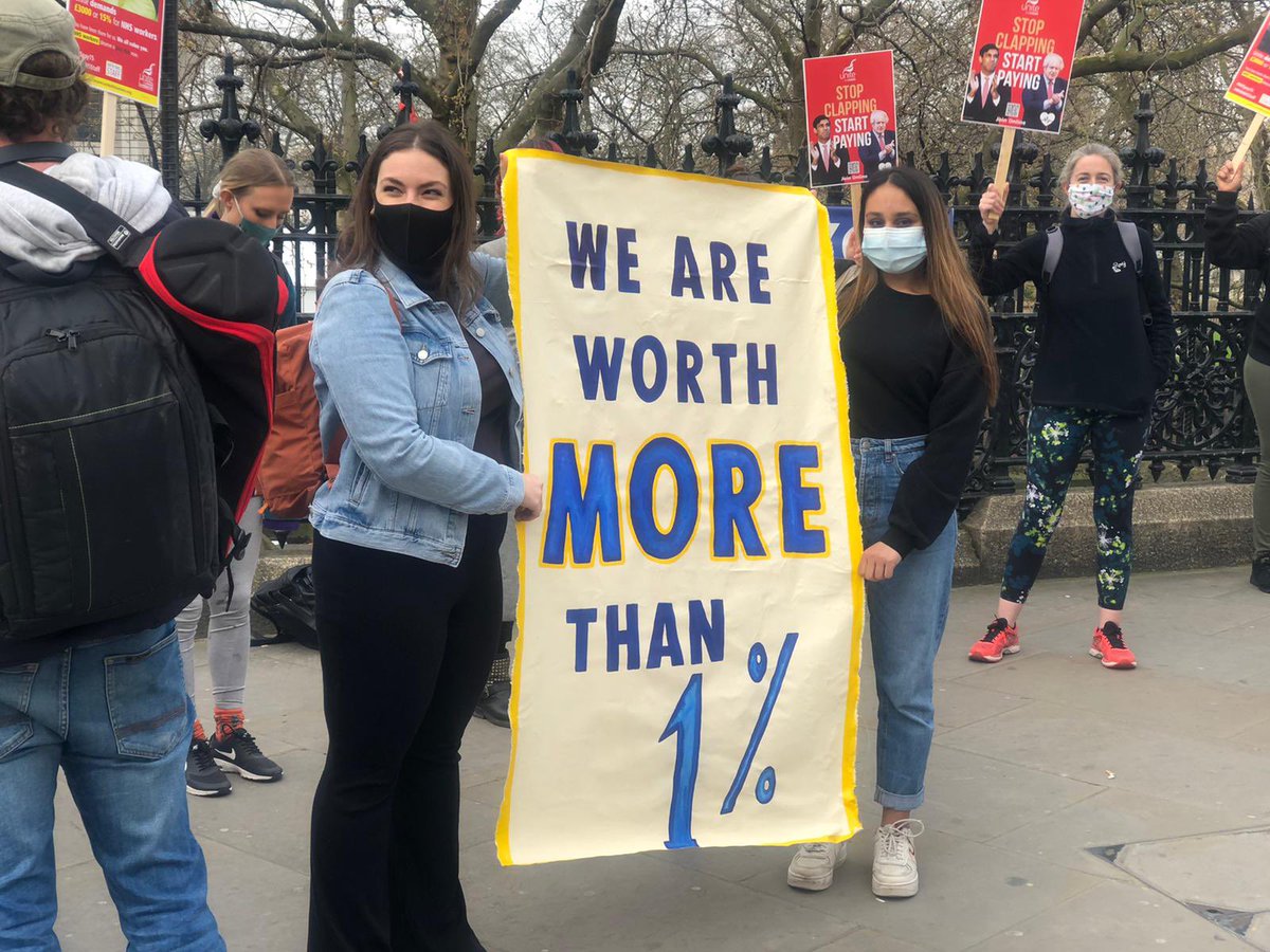 nurseboothroyd's tweet photo. NHS workers at Guys and St Thomas Hospital protest against the governments 1% pay offer #NHSpay15 #Foolsnomore #1%wontpaytherent #WithNHSStaff https://t.co/BaphXgnxg7