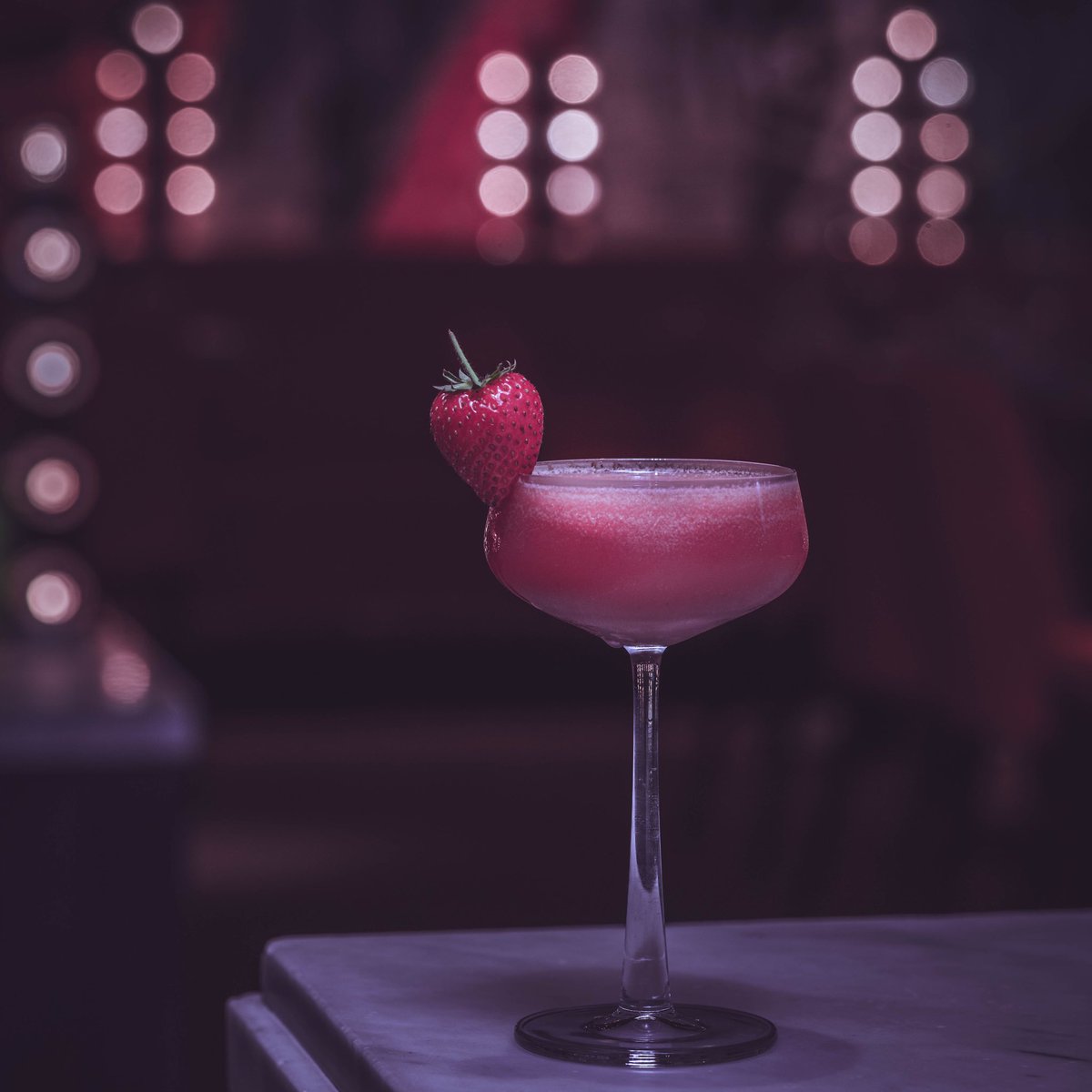 NBHDRestaurants's tweet photo. Spring is officially here and we’re loving this sun... We can't wait to be sipping cocktails with you THIS MONTH! April 12th reservations now open. Visit our website today 🍾💫🥂 https://t.co/2UvoNB9G8D