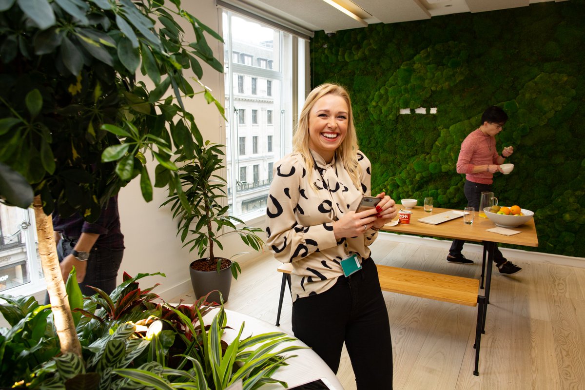 OneHeddonSt's tweet photo. @OneHeddonSt is wishing you a happy long weekend, we can't wait to greet you at our flexible workspace soon.   

#london #regentstreet #flexibleoffice #oneheddonstreet #centrallondon #safeworkspace #servicedoffice https://t.co/iM616twphZ